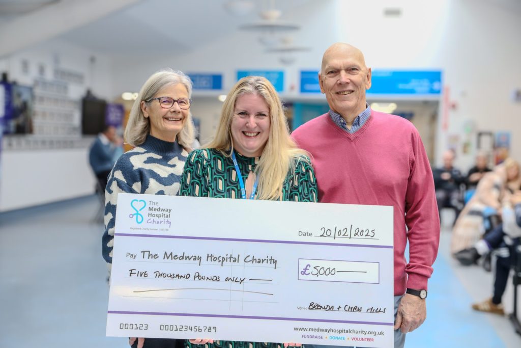 Chris-and-Brenda-Mills-Charity-Cheque